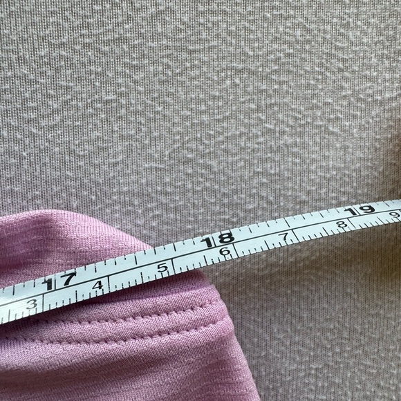 Lululemon Ultralight Waist Length Tank Top  Vita Pink Size 2 NWOT - Picture 4 of 4